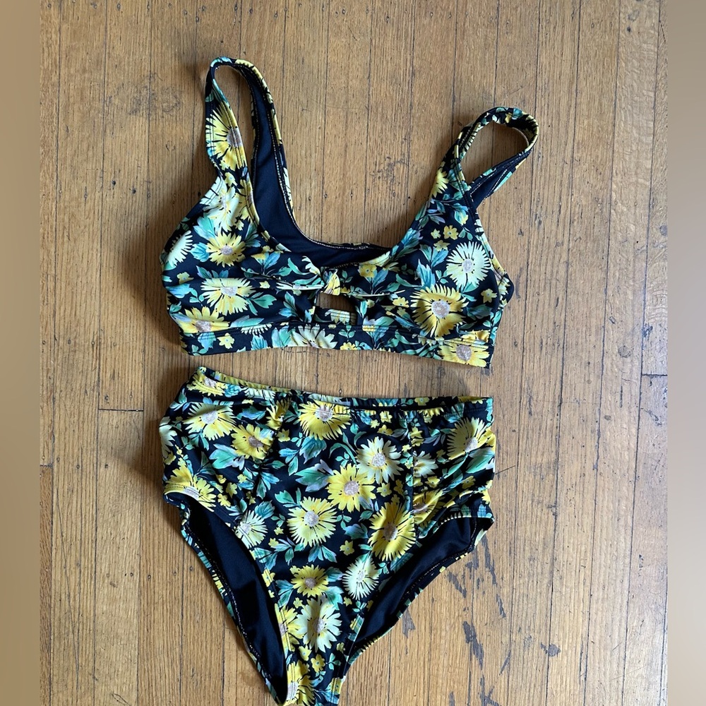 High waist floral bikini